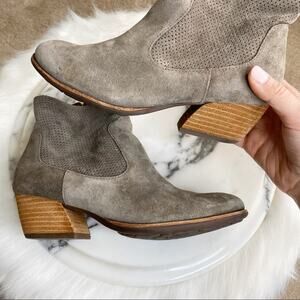 Kork-Ease ankle bootie sherrill grey suede size 7